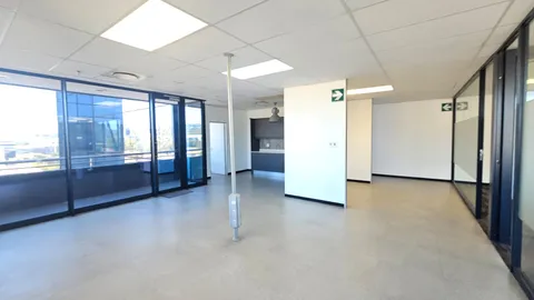 Menlyn Central, 125 Dallas Avenue Menlyn